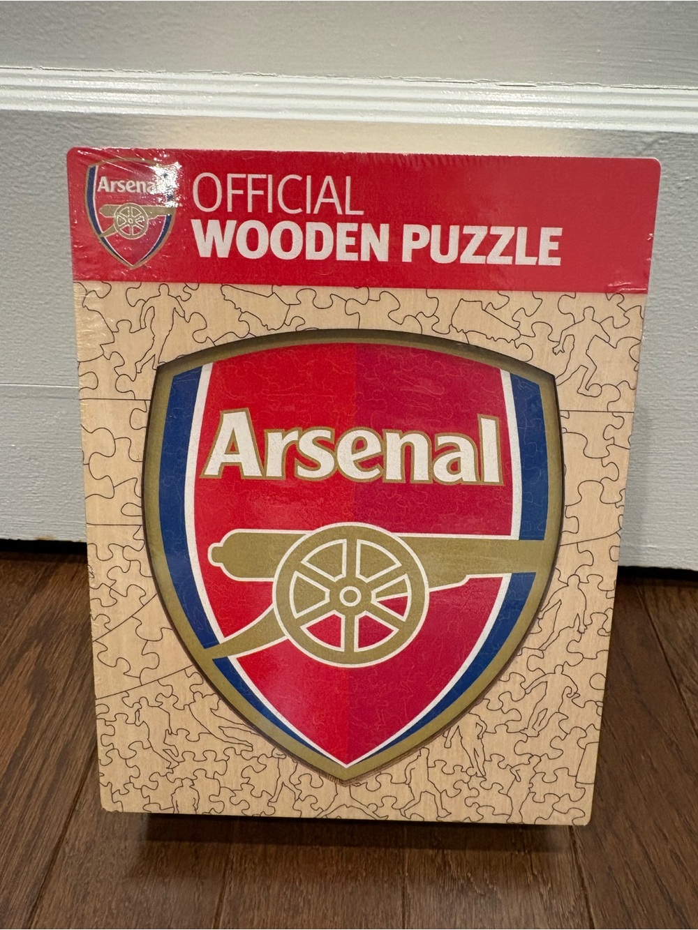 Official Arsenal FC Crest Wooden Jigsaw Puzzle Size M 270 Pcs NIB Sealed